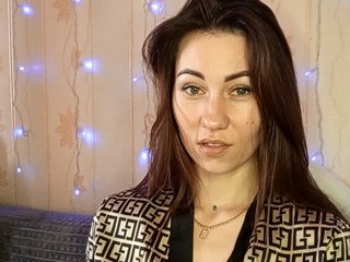 -Feral-Berry- Porn Show