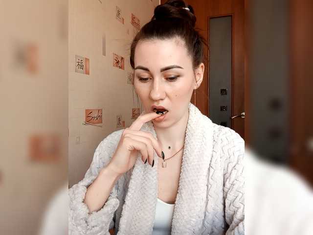 -Kara-mellka-'s BongaCams show and profile