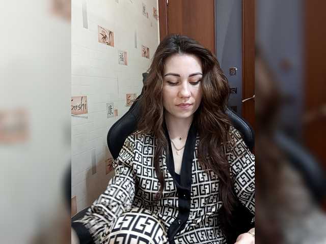 -Kara-mellka-'s BongaCams show and profile