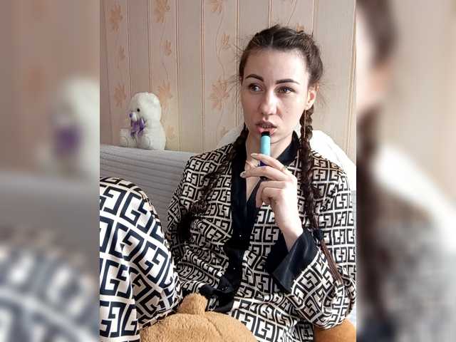 -Kara-mellka-'s BongaCams show and profile