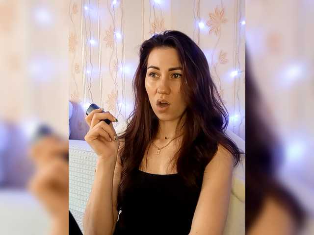 -Kara-mellka-'s BongaCams show and profile