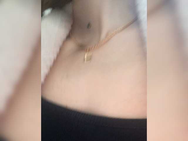 -Kara-mellka-'s BongaCams show and profile