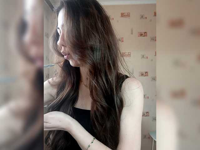 -Kara-mellka-'s BongaCams show and profile