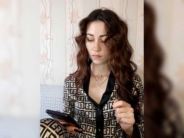 -Kara-mellka-'s BongaCams show and profile