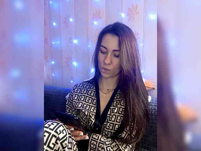 -Feral-Berry- webcam