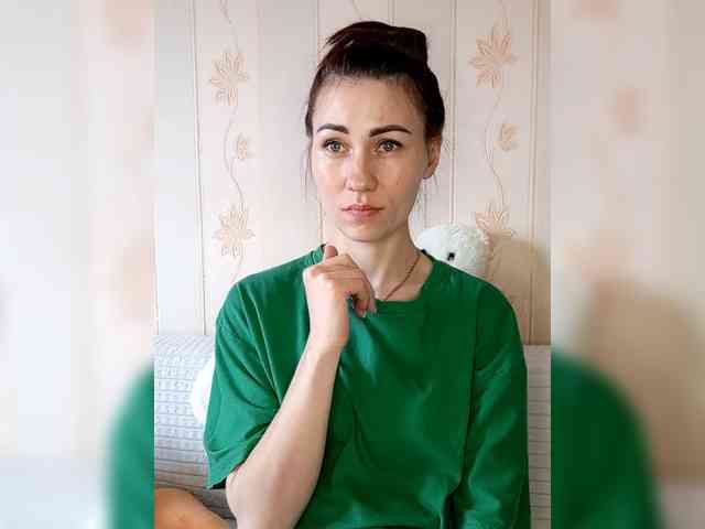 -Feral-Berry- webcam