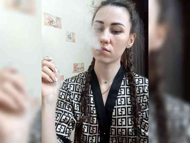 -Feral-Berry- webcam