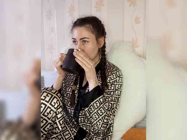 -Feral-Berry- webcam