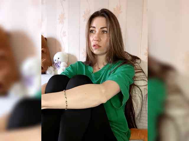 -Kara-mellka- Live Webcam on BongaCams