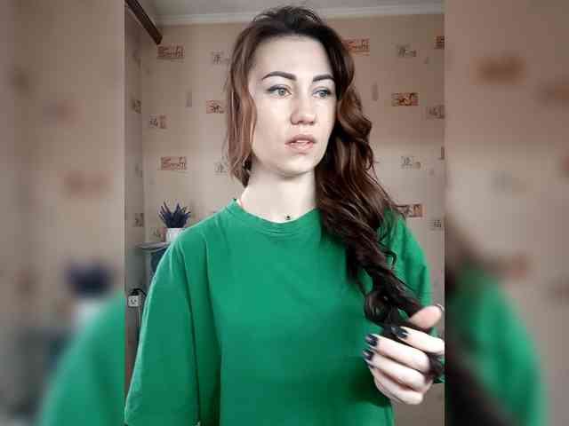 -Feral-Berry- webcam