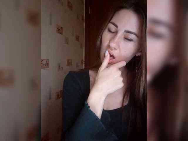 -Feral-Berry- webcam