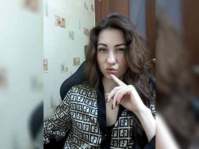 -Feral-Berry- webcam