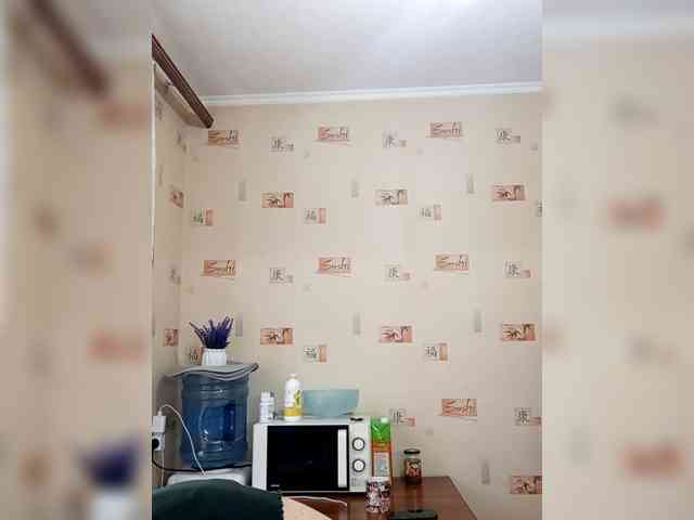 -Feral-Berry- webcam