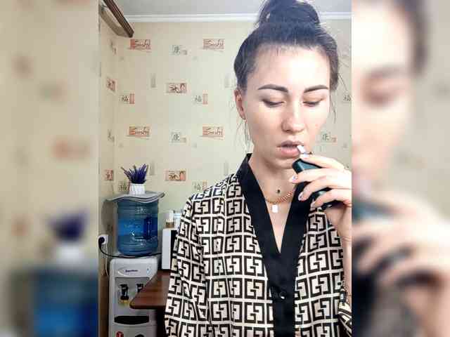 -Feral-Berry- webcam