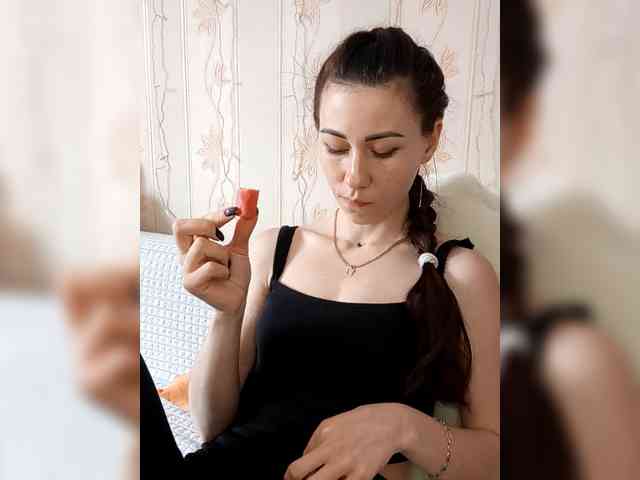 -Feral-Berry- webcam