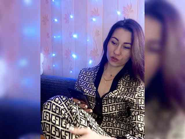 -Feral-Berry- webcam