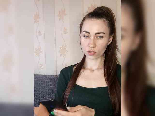 -Feral-Berry- webcam