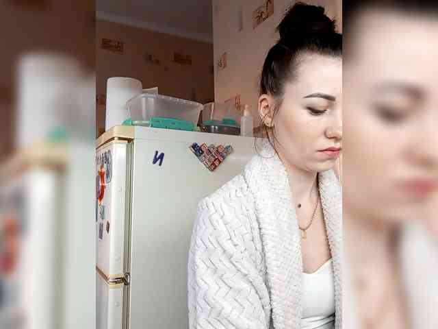 -Feral-Berry- webcam