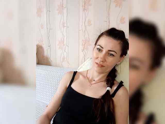 -Feral-Berry- webcam