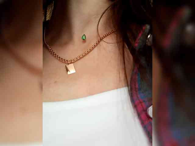 -Feral-Berry- webcam