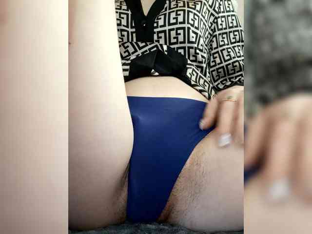 -Feral-Berry- webcam