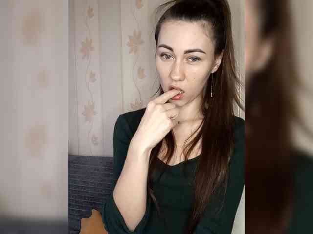 -Feral-Berry- webcam