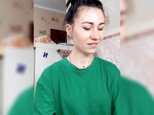 -Feral-Berry- webcam