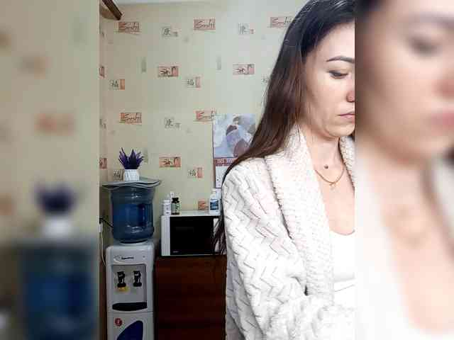 -Feral-Berry- webcam