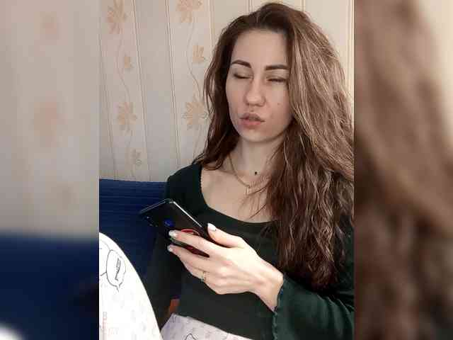 -Feral-Berry- webcam