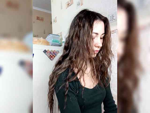 -Feral-Berry- webcam