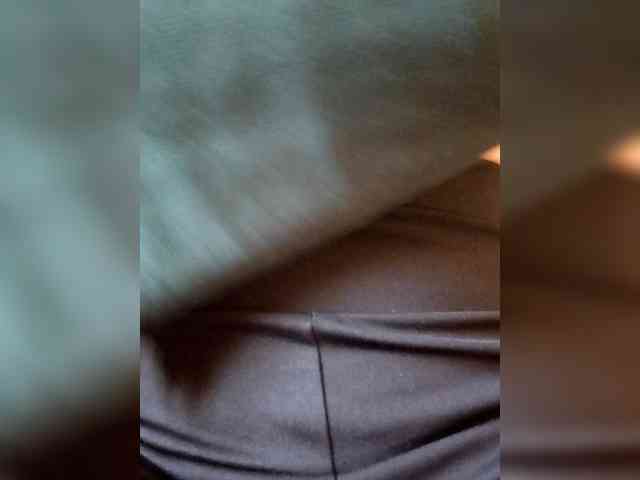 -Feral-Berry- webcam