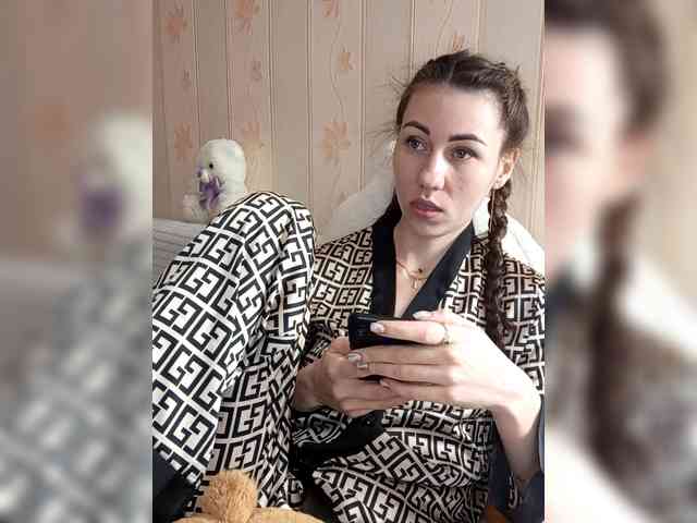 -Feral-Berry- webcam