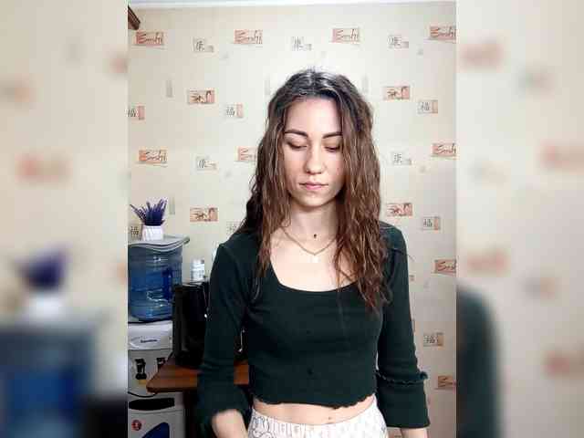 -Feral-Berry- webcam