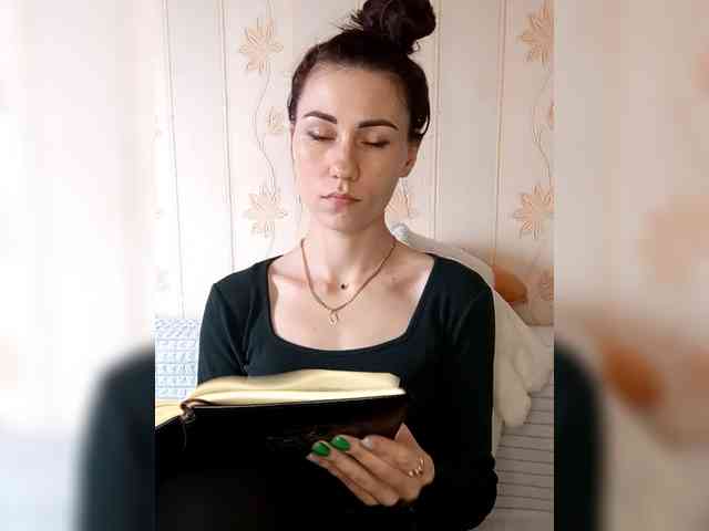 -Feral-Berry- webcam