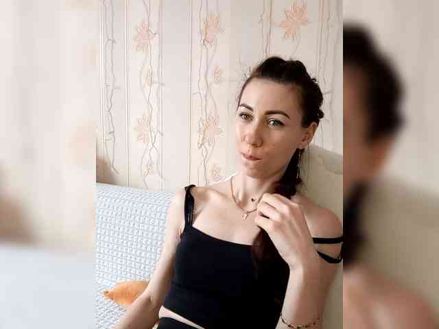 -Feral-Berry- webcam