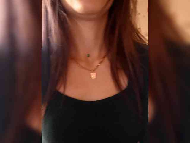 -Feral-Berry- webcam