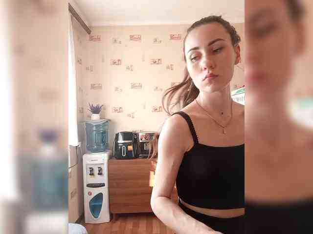 -Feral-Berry- webcam