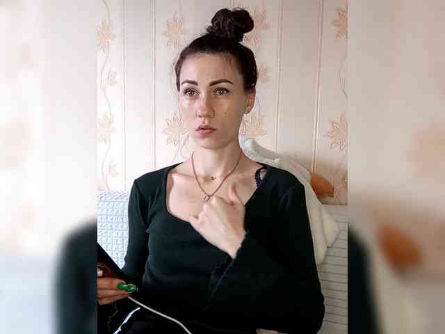 -Kara-mellka- Live Webcam on BongaCams