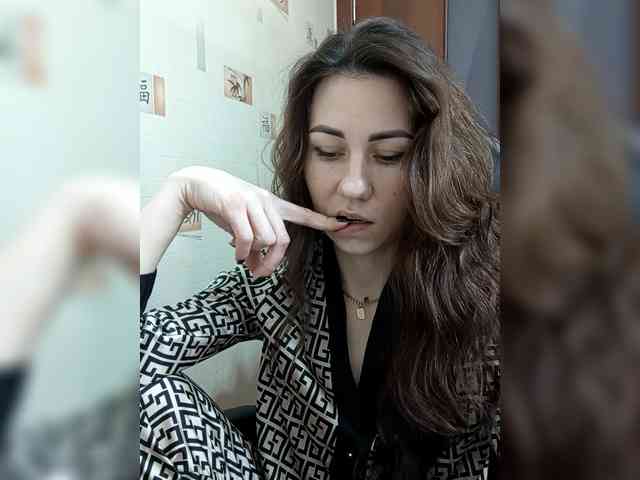 -Feral-Berry- webcam