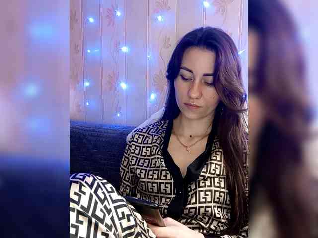 -Feral-Berry- webcam