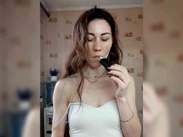 -Feral-Berry- webcam