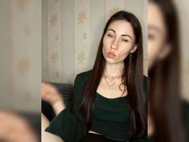 -Feral-Berry- webcam