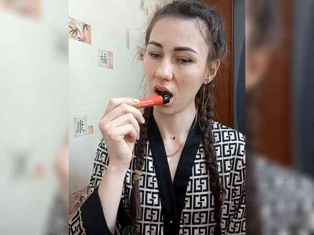 -Feral-Berry- webcam