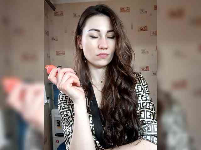 -Feral-Berry- webcam