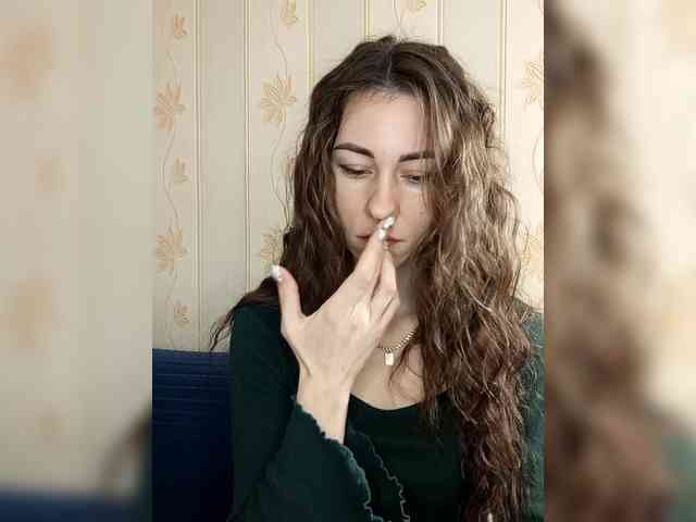 -Feral-Berry- webcam