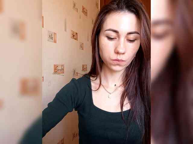 -Feral-Berry- webcam