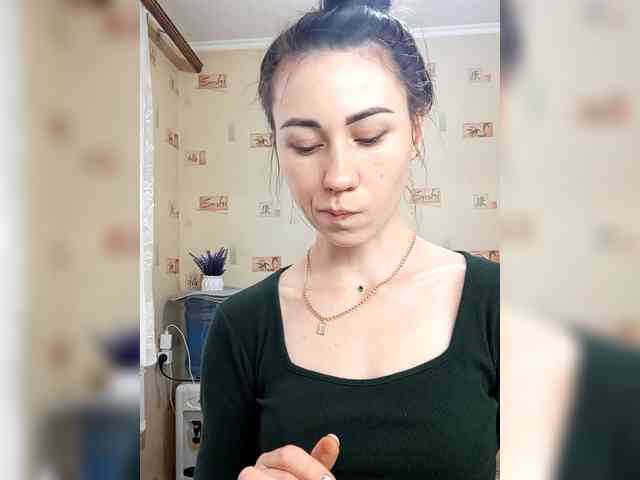 -Feral-Berry- webcam