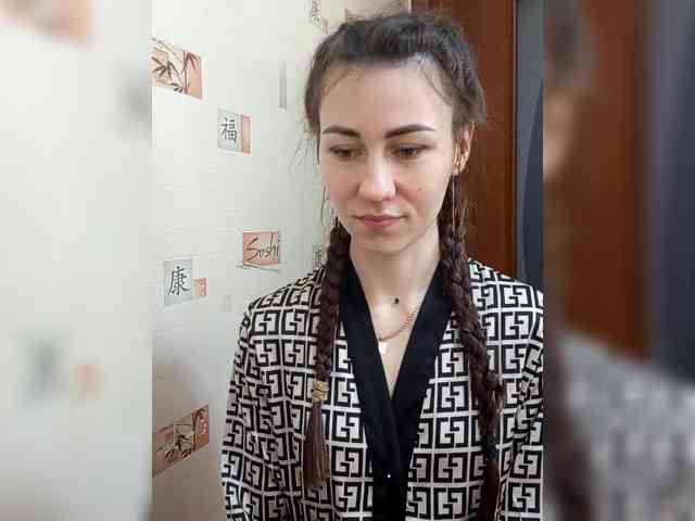 -Feral-Berry- webcam