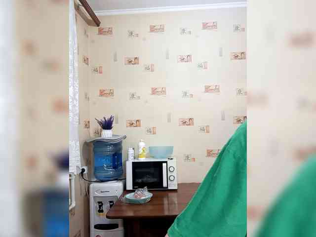 -Feral-Berry- webcam