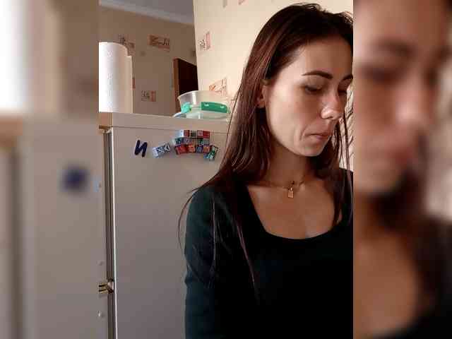 -Feral-Berry- webcam